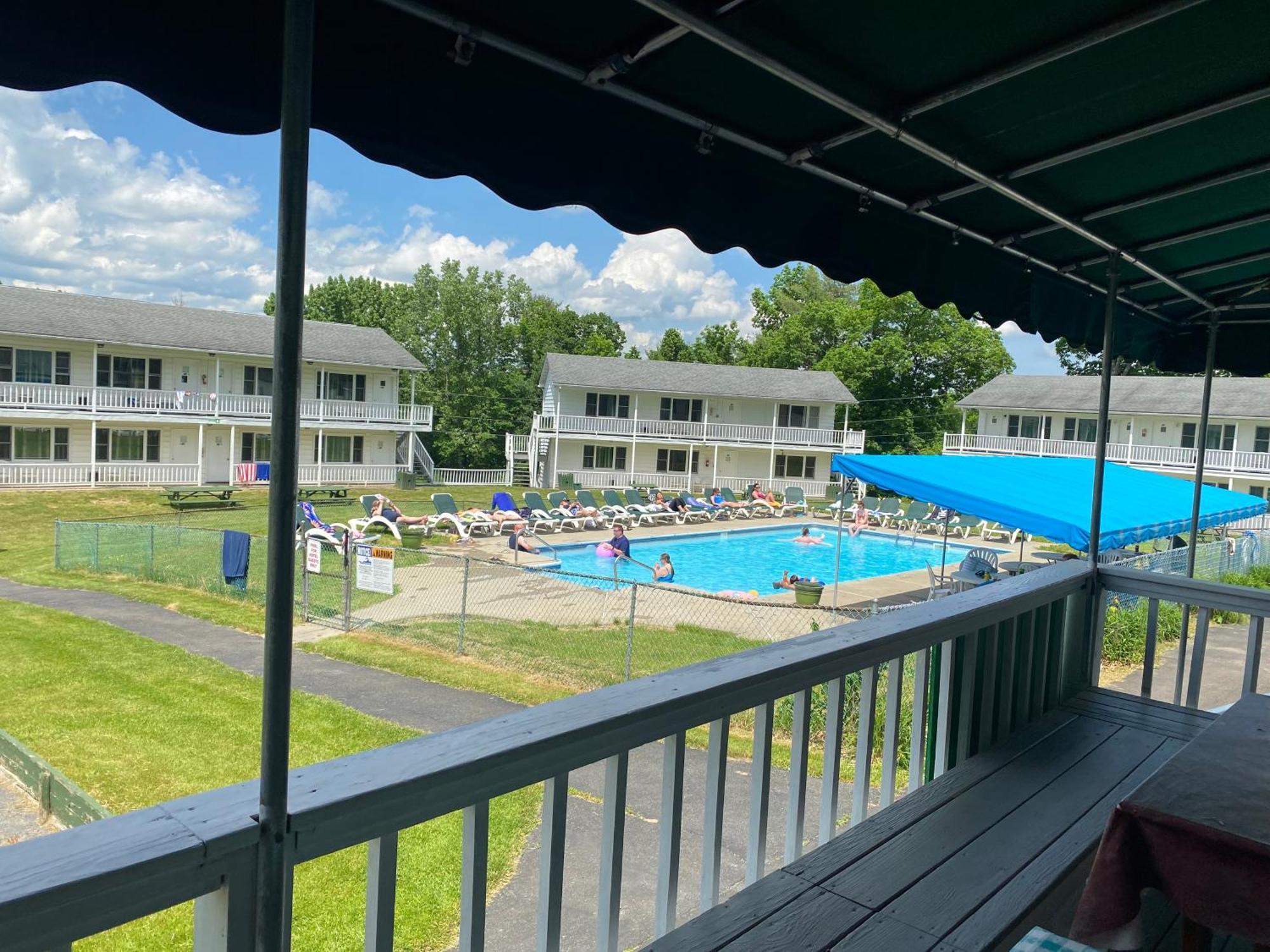 Gavin'S Iris H Country Inn Cornwallville Exterior foto